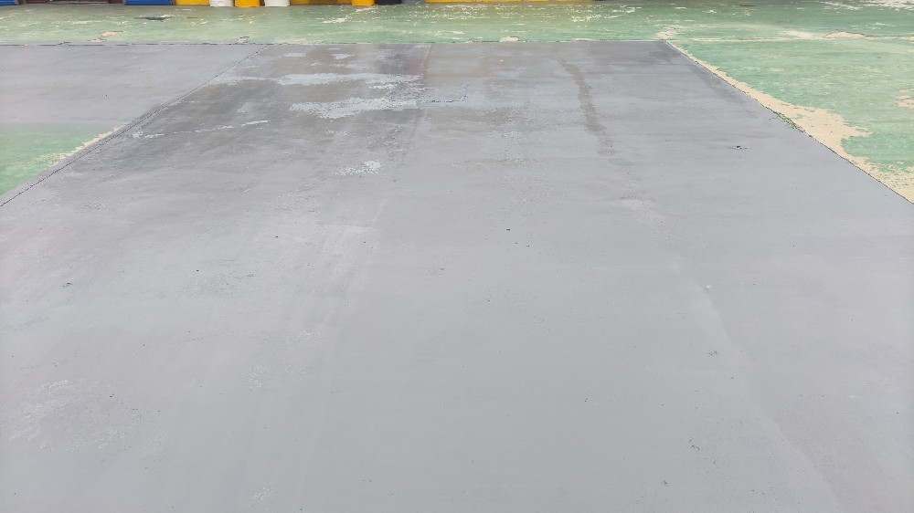 水泥面翻新之選：醇酸清漆，煥發新生機